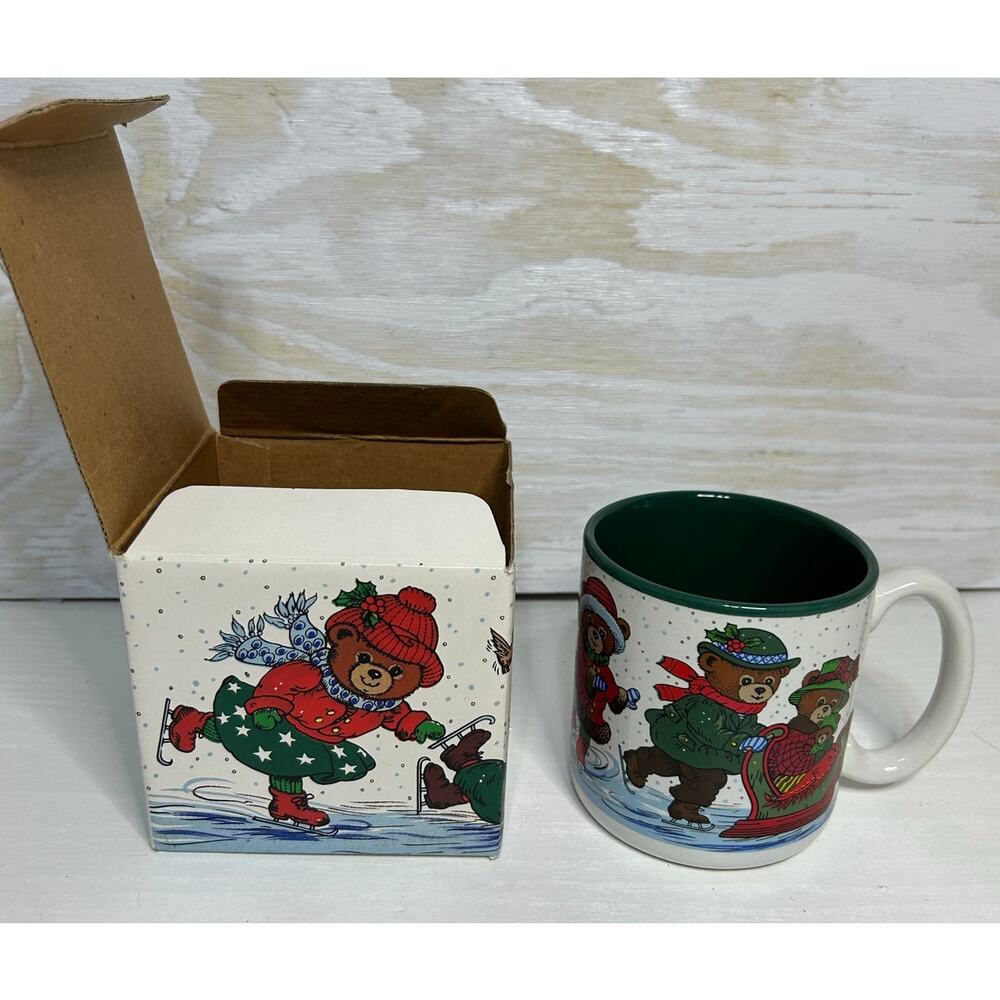 Potpourri Press Bear Family Christmas Mug 1991 NIB Ice Skating Bears